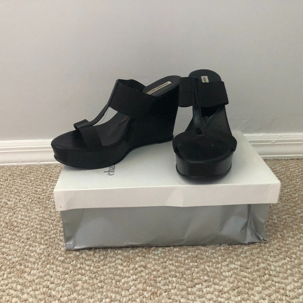 Charles David wedge
